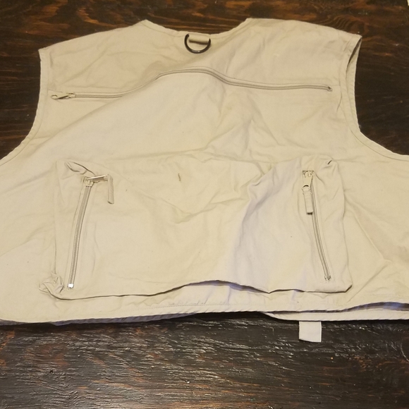 WHITE RIVER VEST Large - Picture 3 of 3